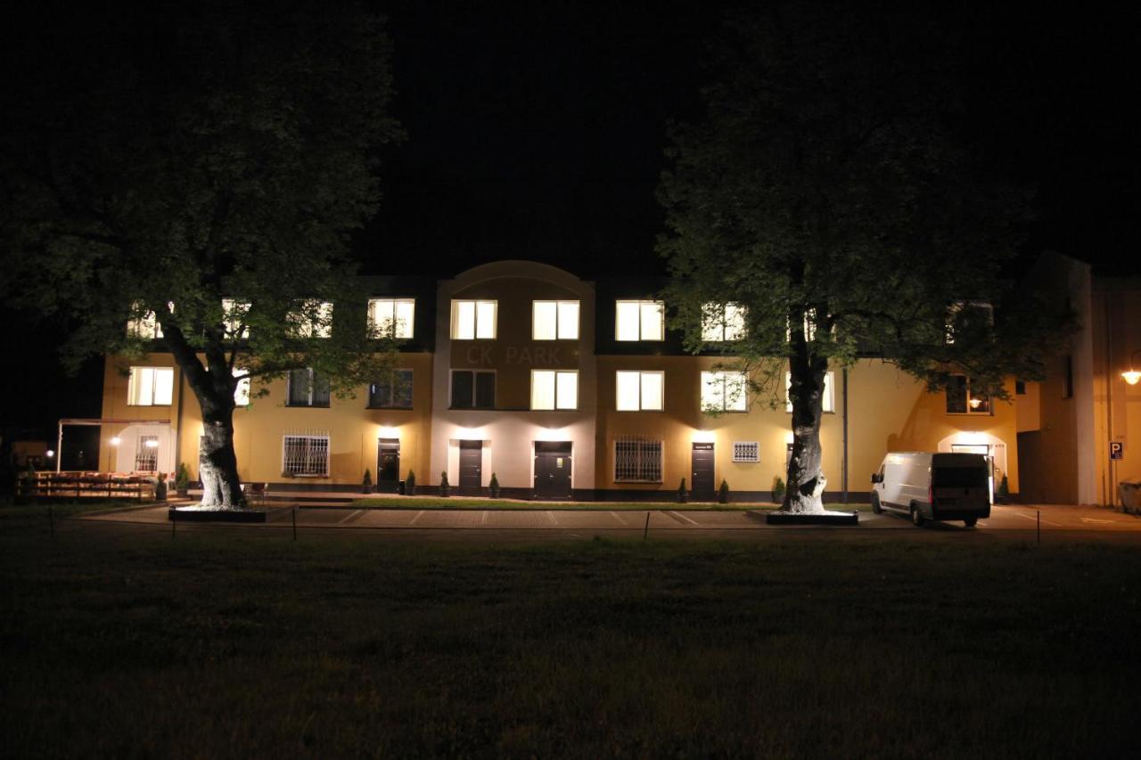 Český Krumlov Hotel Ck Park מראה חיצוני תמונה